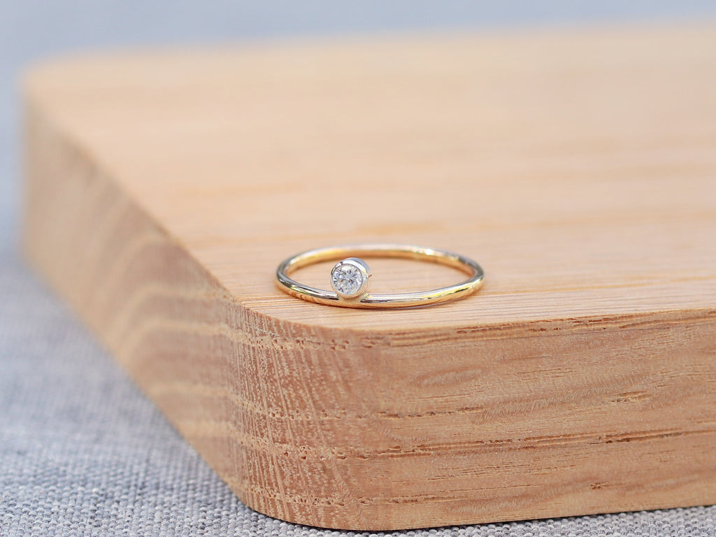 Dot Ring