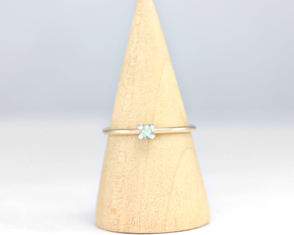 Dainty Labradorite Ring