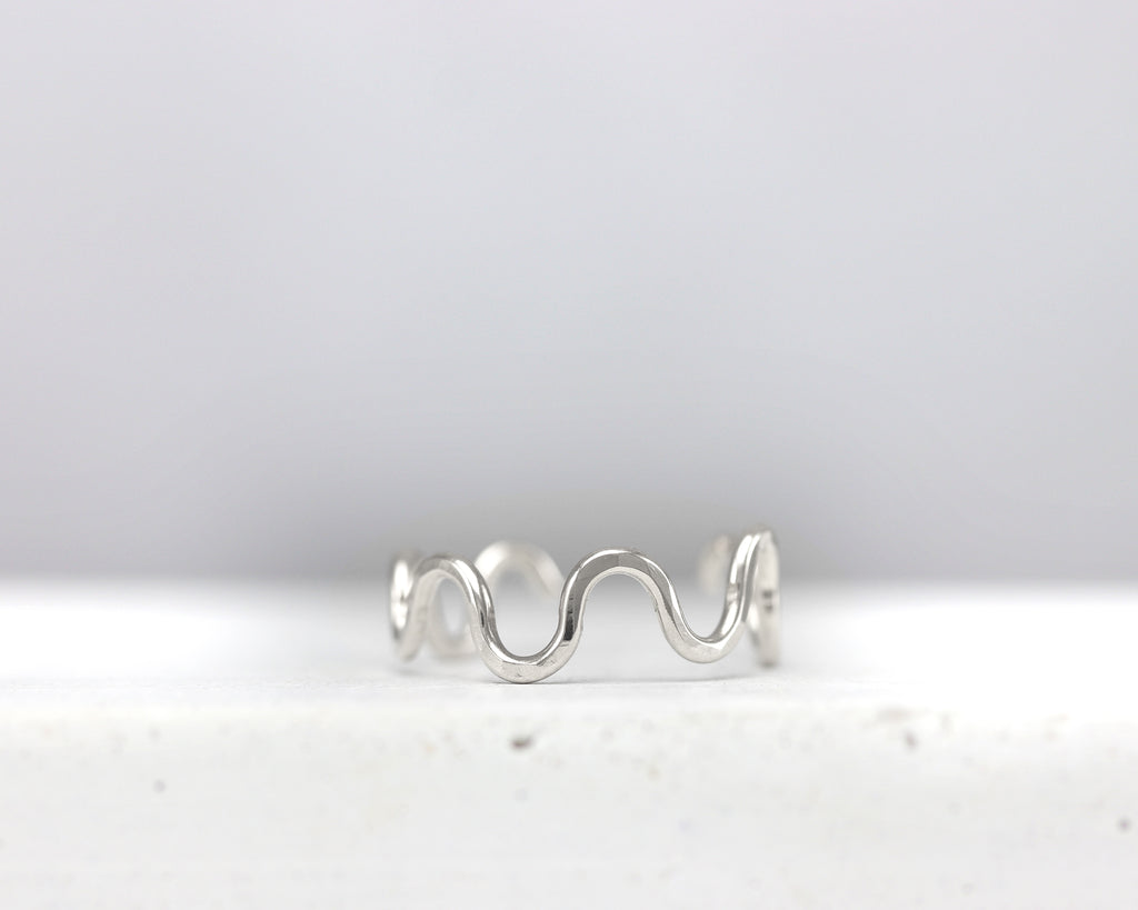 Wavy Toe Ring
